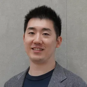 前川 知也