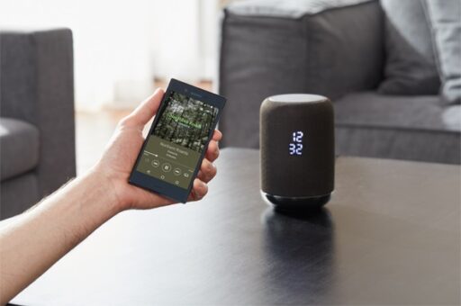 いよいよスマートスピーカー発売ラッシュ。最後に笑うのは？