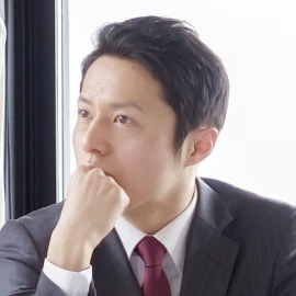 責任者（戦略・組織運営）の写真