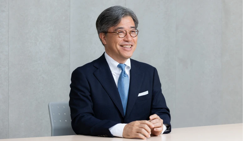 春田 真